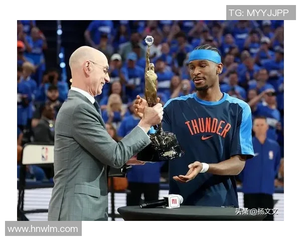 森林狼与雷霆展开激烈对决谁能在这场较量中笑到最后